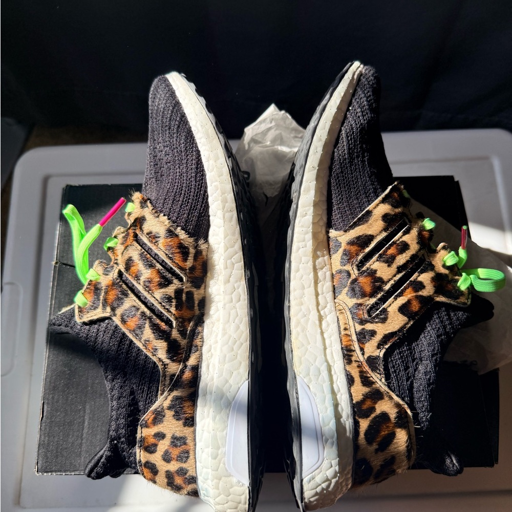 adidas Primegreen Black & leopard print Ultraboost Shoes Men’s 10/Womens 11.5